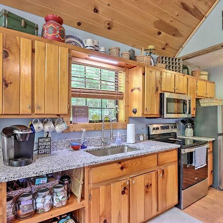 Bumblebee Cottage Murphy Retreat With Hot Tub Salem 外观 照片