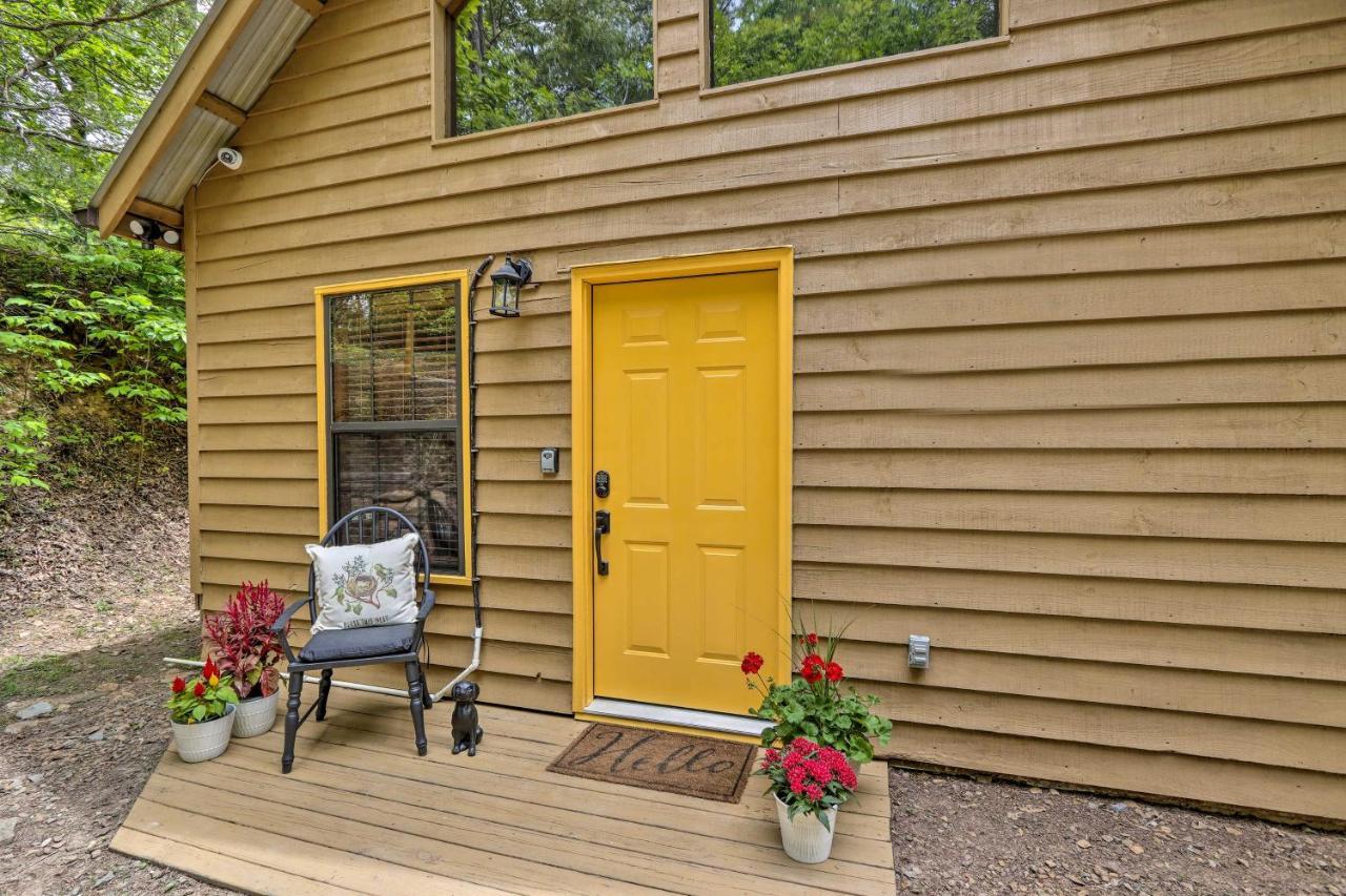 Bumblebee Cottage Murphy Retreat With Hot Tub Salem 外观 照片