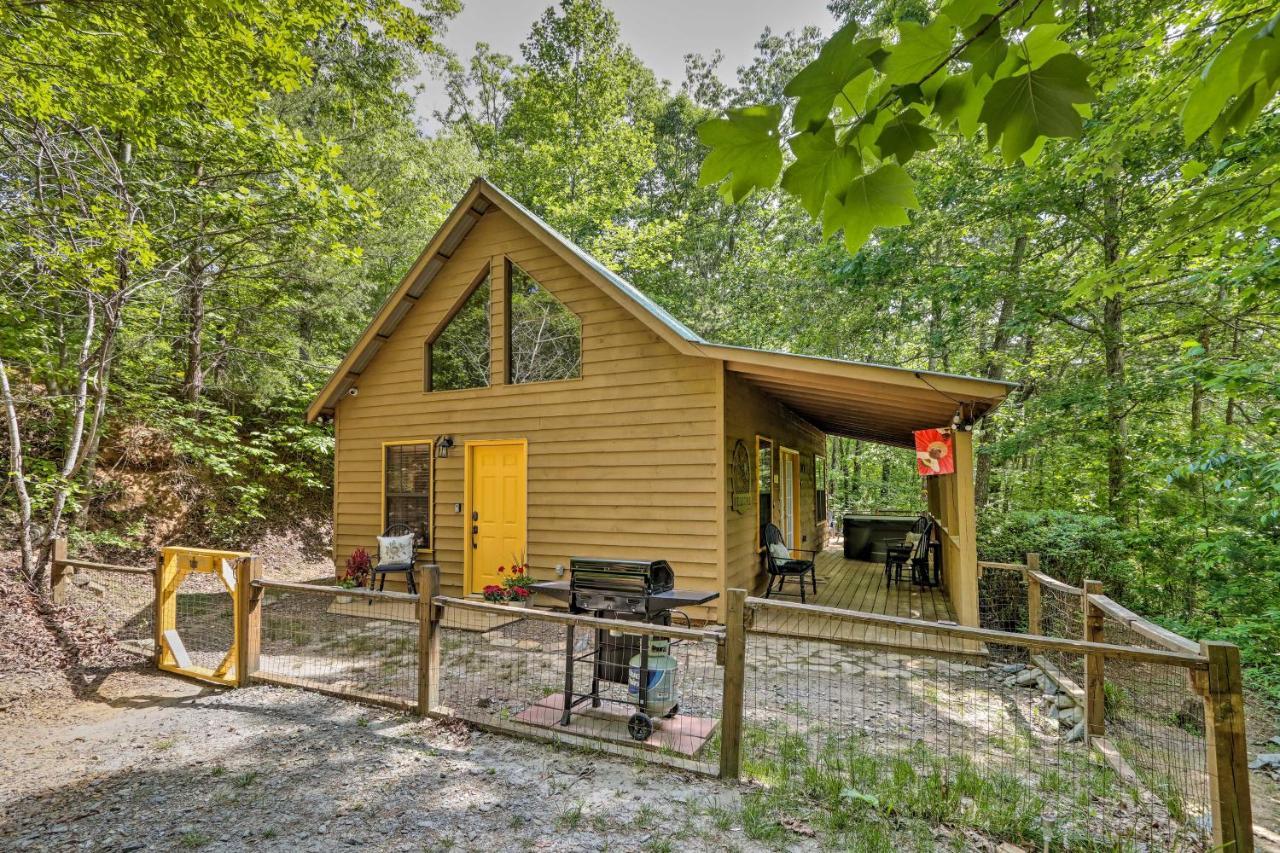 Bumblebee Cottage Murphy Retreat With Hot Tub Salem 外观 照片
